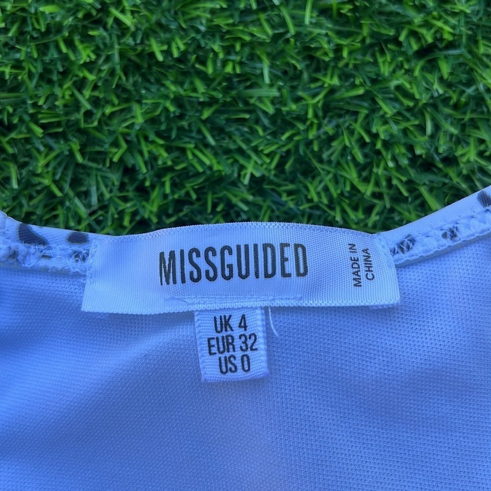 MISSGUIDED Ruffle Bikini Top size 0 - Picture 6 of 6